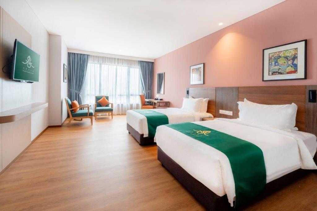 Arena Premier Hotel 세렘반 외부 사진