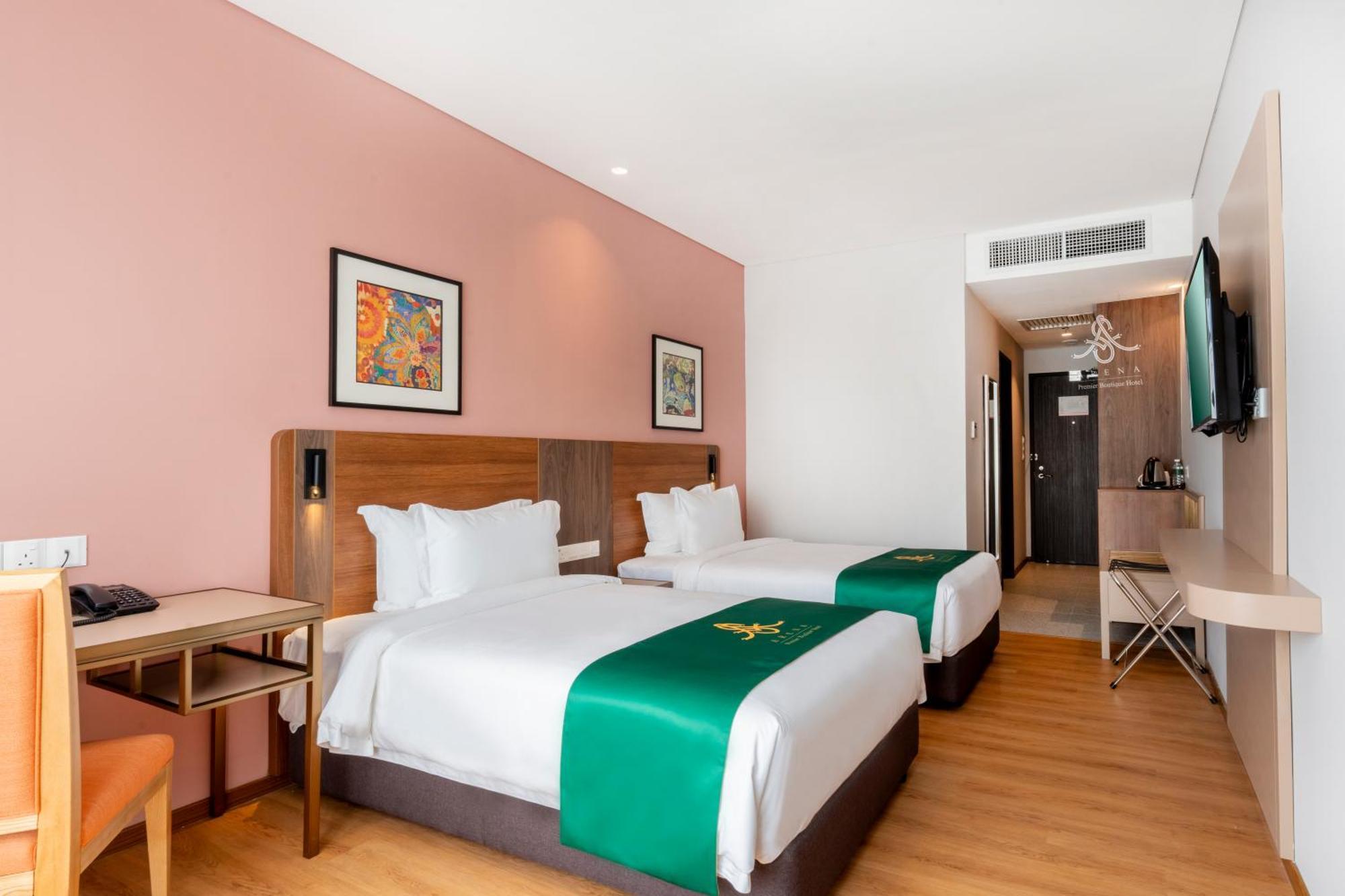 Arena Premier Hotel 세렘반 외부 사진