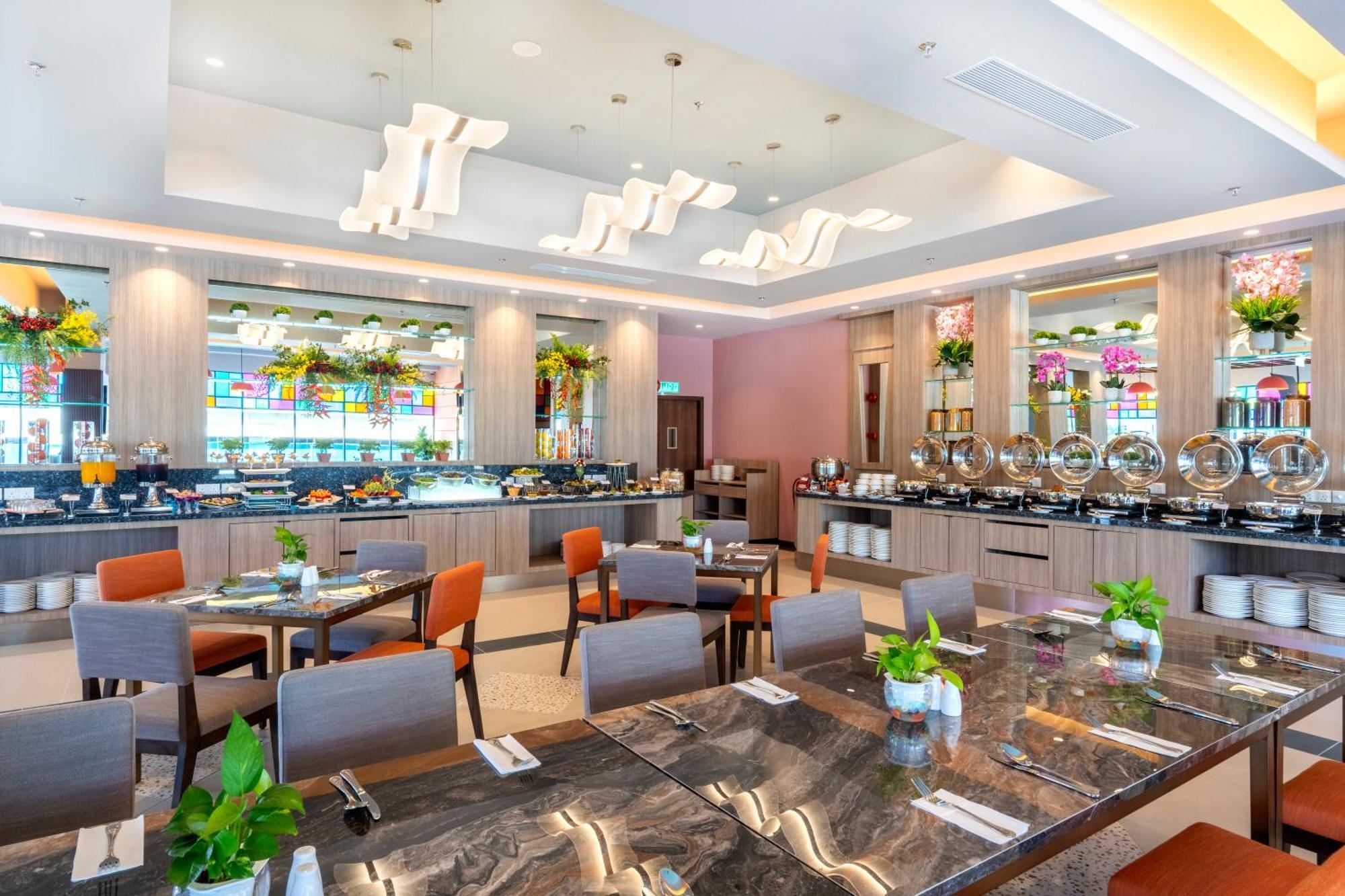 Arena Premier Hotel 세렘반 외부 사진