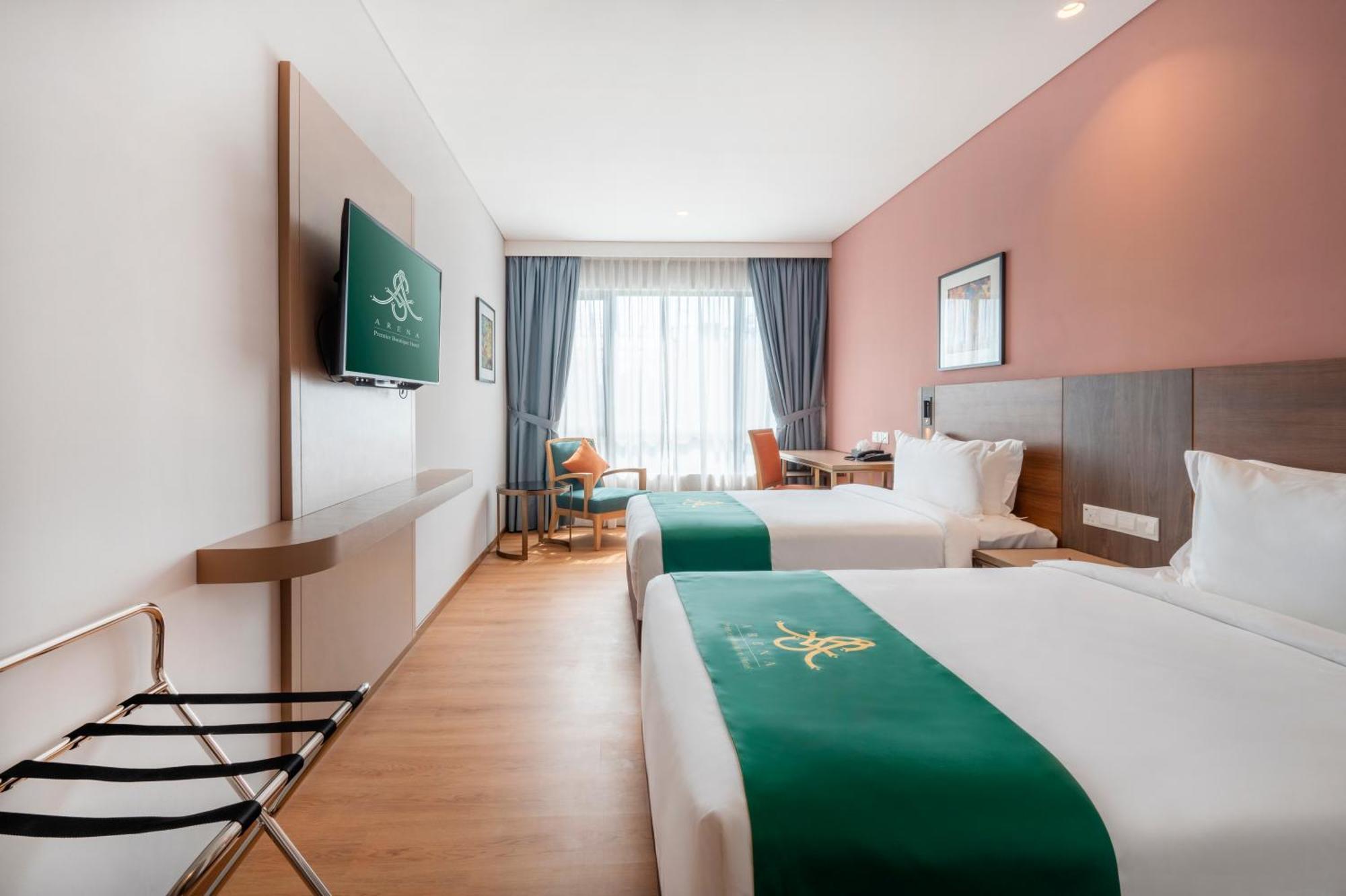 Arena Premier Hotel 세렘반 외부 사진